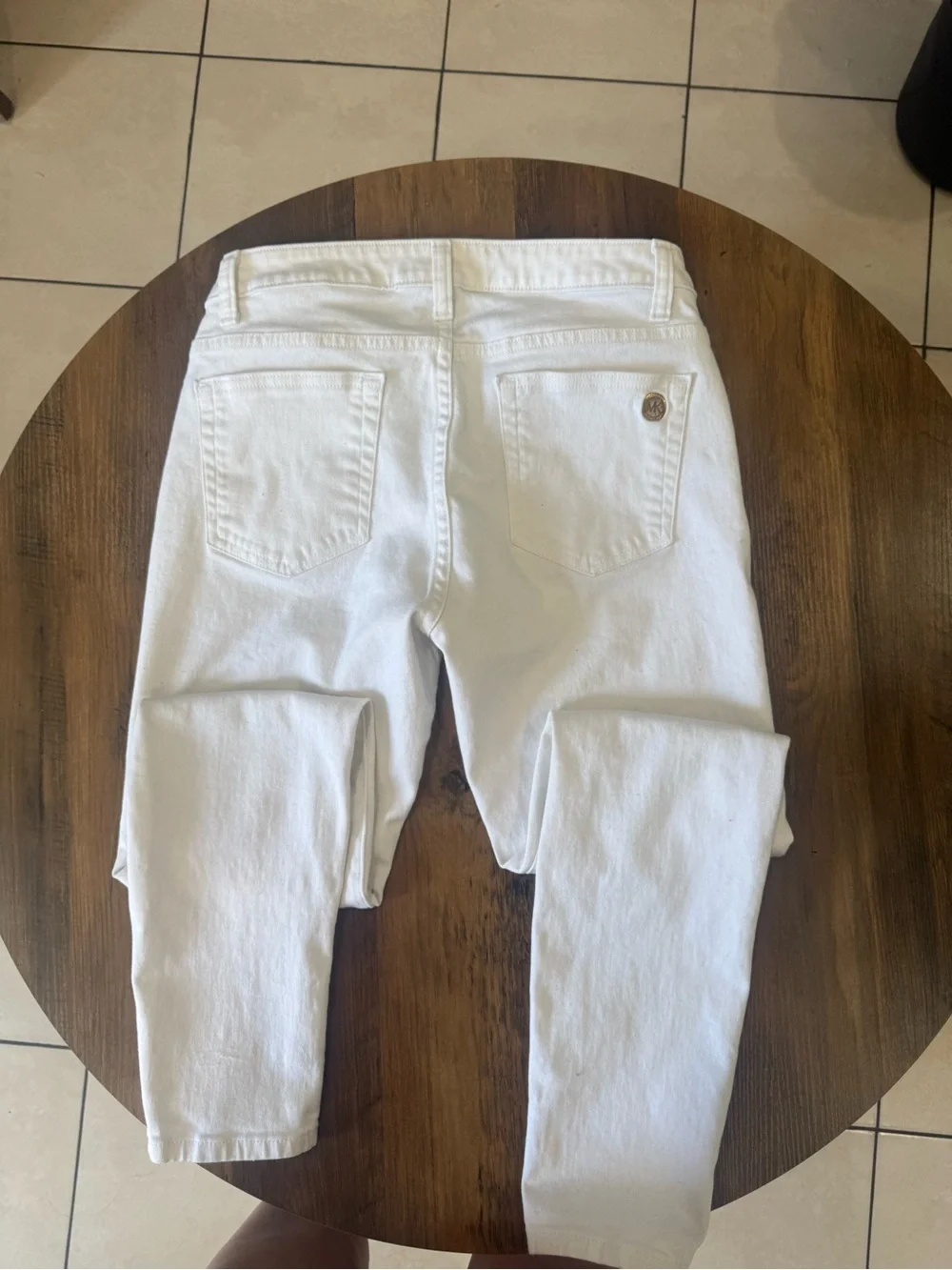 Michael Kors White Skinny Jeans with Zip Pockets